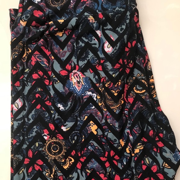 LuLaRoe OS Leggings - Picture 1 of 2